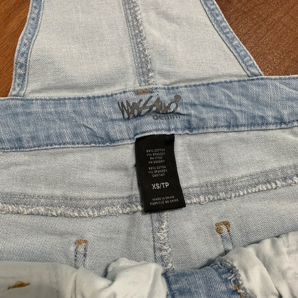 Demim - Picture 2 of 3